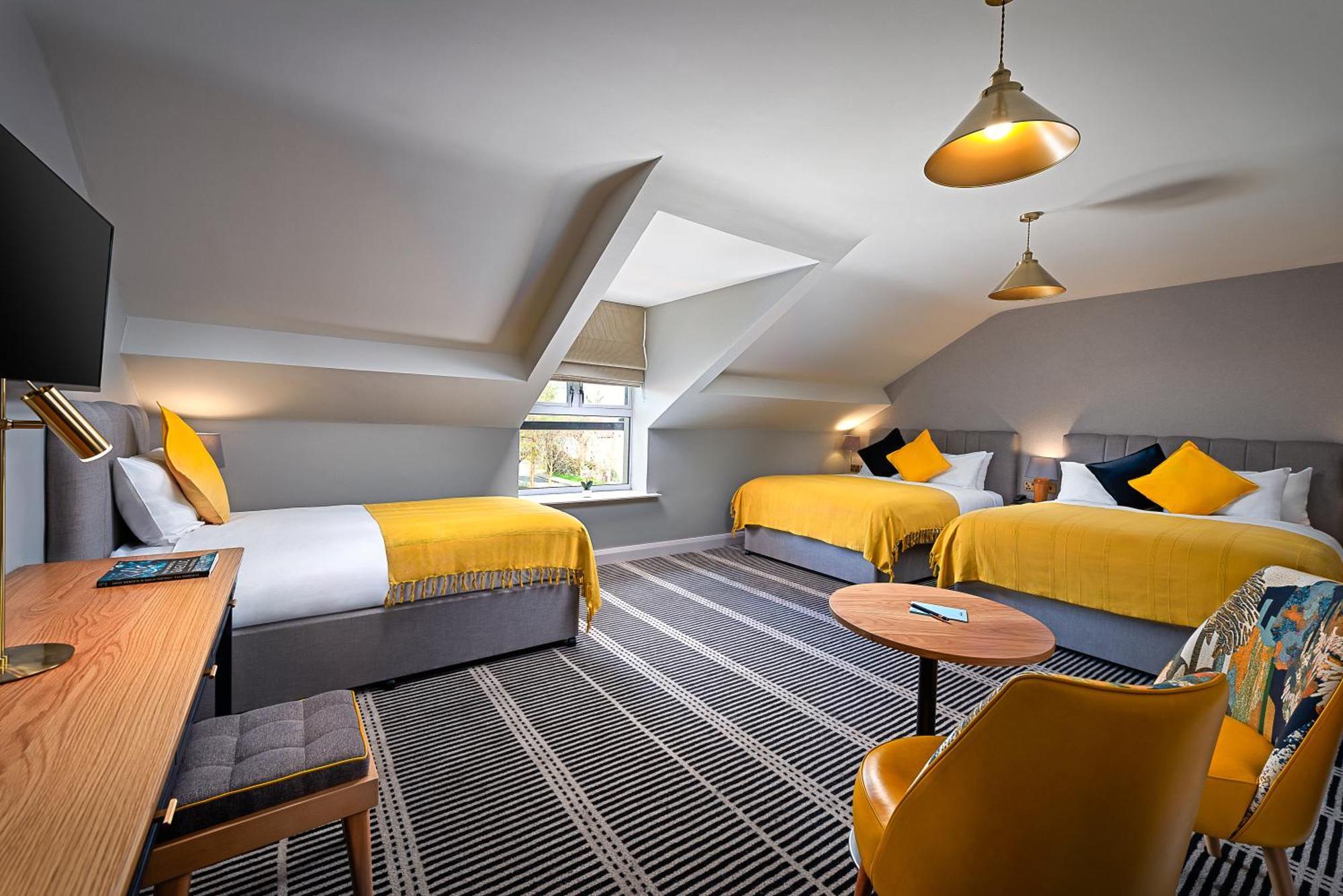 The Parkavon Hotel Килларни Экстерьер фото