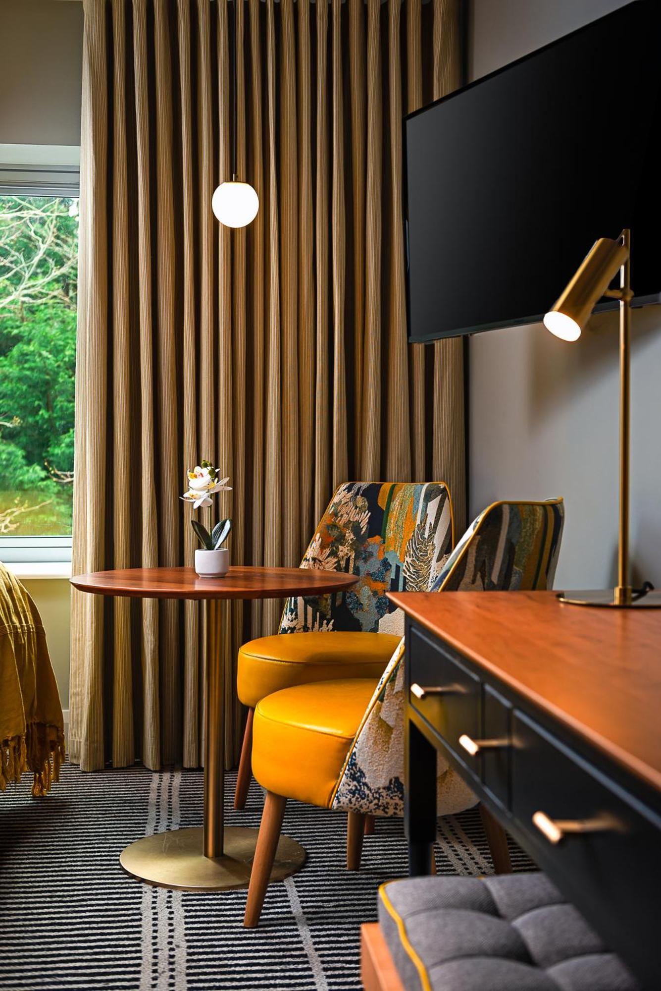 The Parkavon Hotel Килларни Экстерьер фото